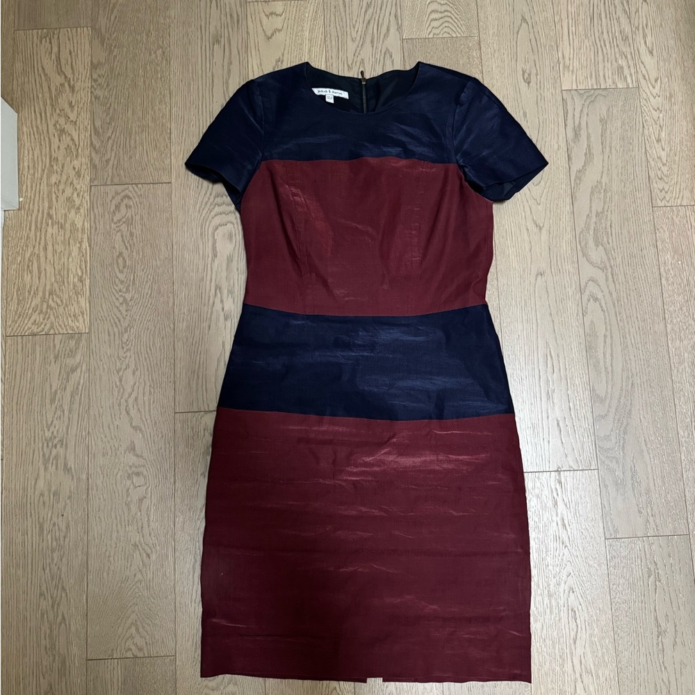 Chic Colorblock Midi Dress in Navy and Burgundy